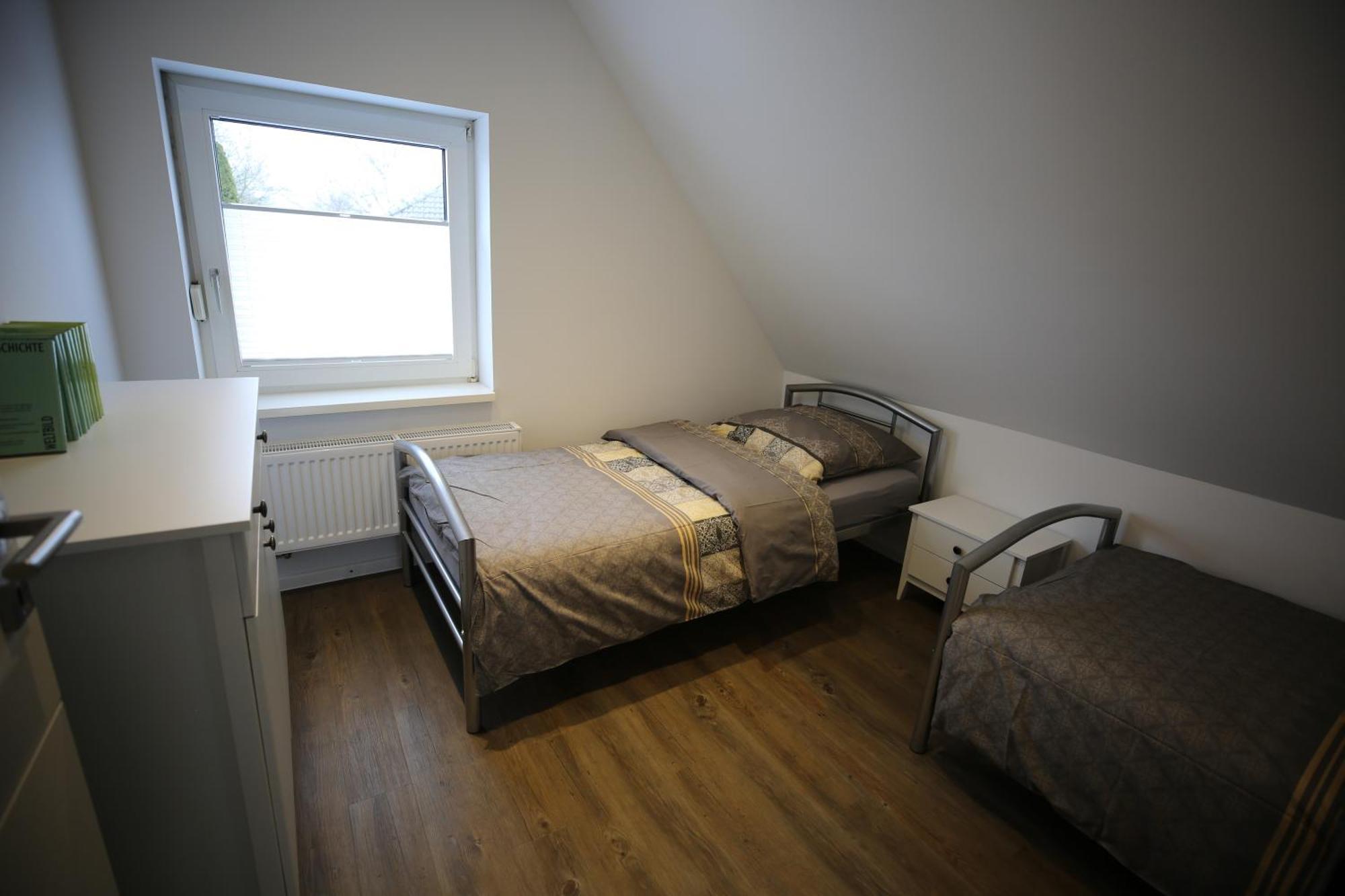 Eine Sehr Gemuetliche Dachgeschoss Ferienwohnung Ihlow  Экстерьер фото